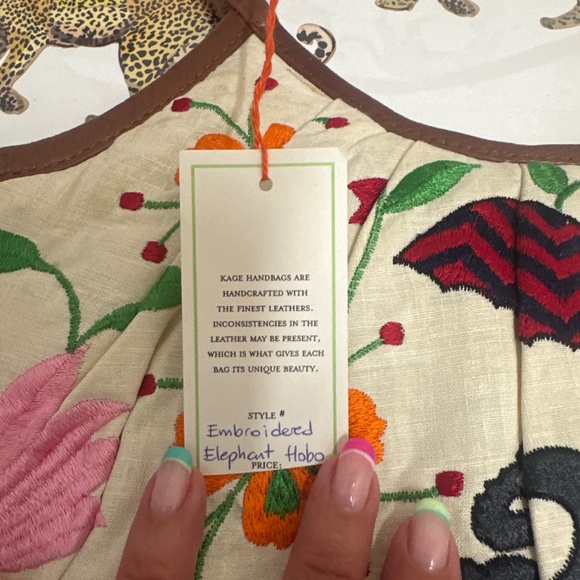 NWT Kage hand embroidered tote bag with leather trim - Picture 3 of 8